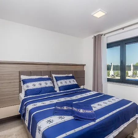 Fuer 6 Personen Ca 90 Qm In Zidarici, Kvarner Bucht Krk *