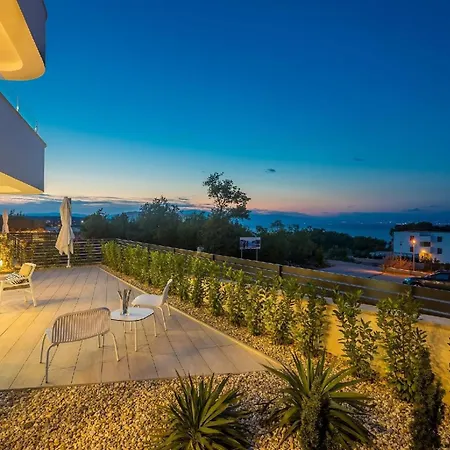Apartment Fuer 6 Personen Ca 90 Qm In Zidarici, Kvarner Bucht Krk Vantacici